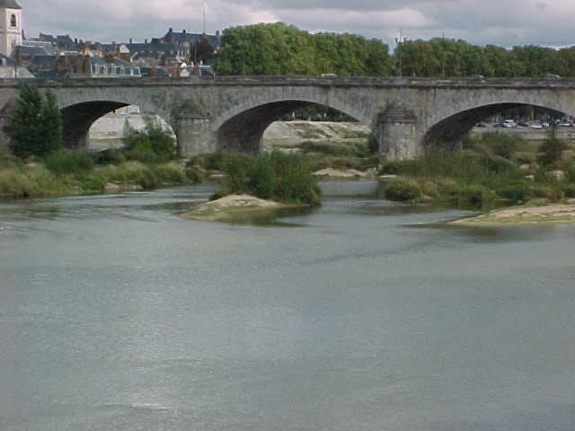 66 - DETAIL DU PONT GEORGES V.jpg